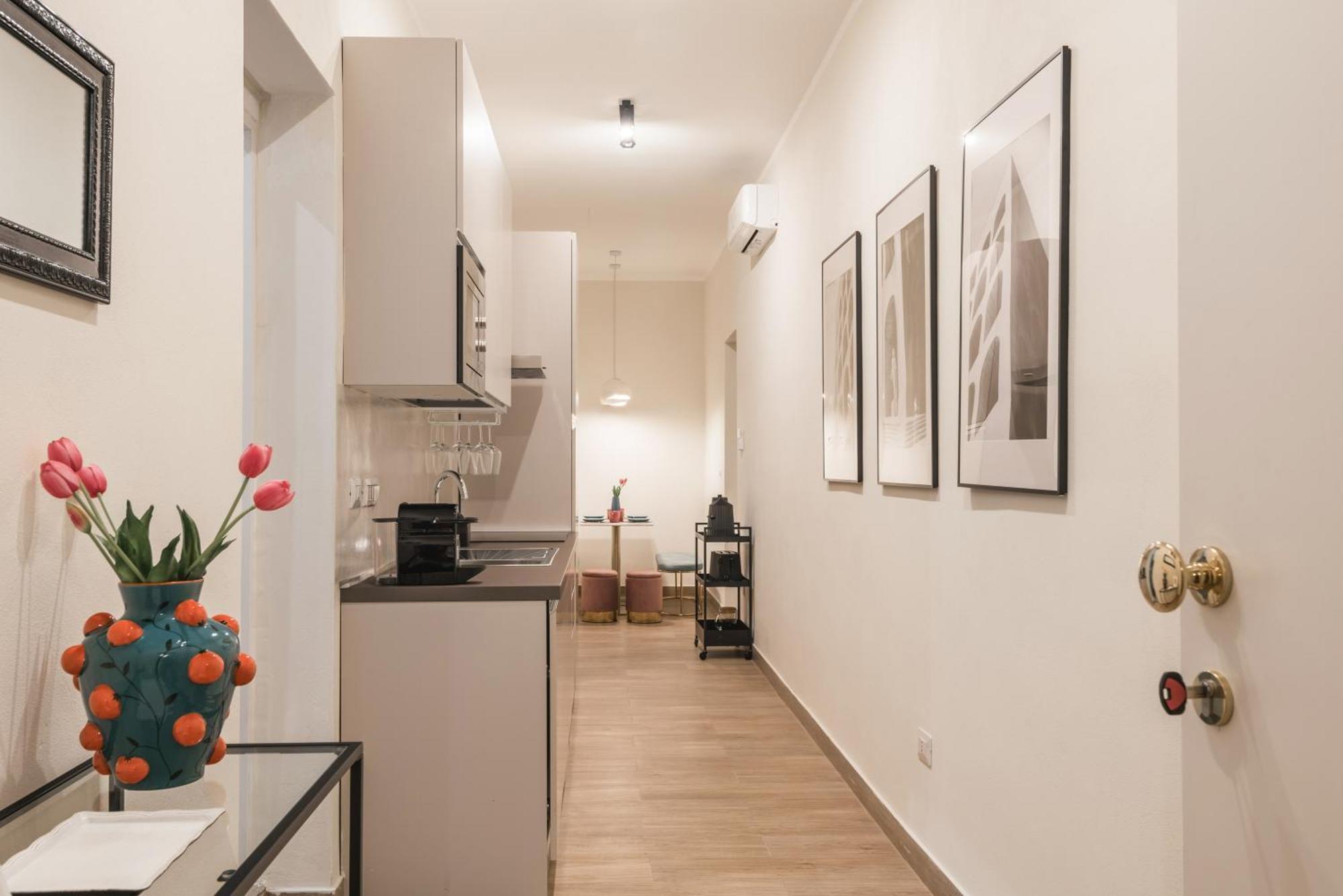 C3 Top Class Apartment, 2 Camere Da Letto, 2 Bagni, Giardino Distante 15 Minuti A Piedi Da Fontana Di Trevi Roma Ngoại thất bức ảnh