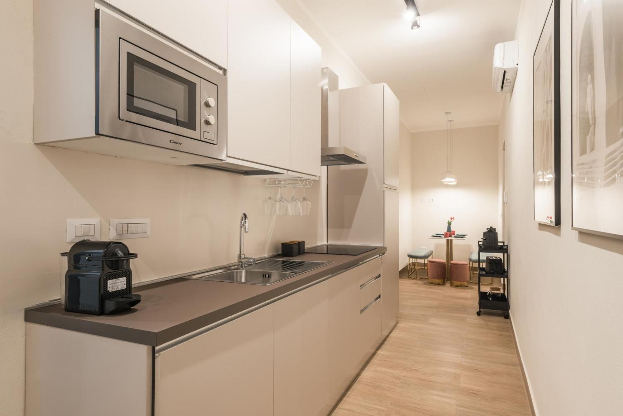 C3 Top Class Apartment, 2 Camere Da Letto, 2 Bagni, Giardino Distante 15 Minuti A Piedi Da Fontana Di Trevi Roma Ngoại thất bức ảnh